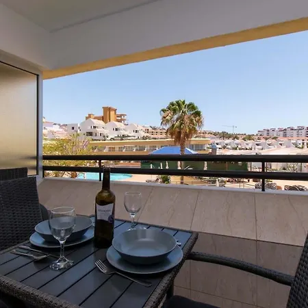 Santa Maria 135 - With Air Conditioning And Pool View Appartamento *